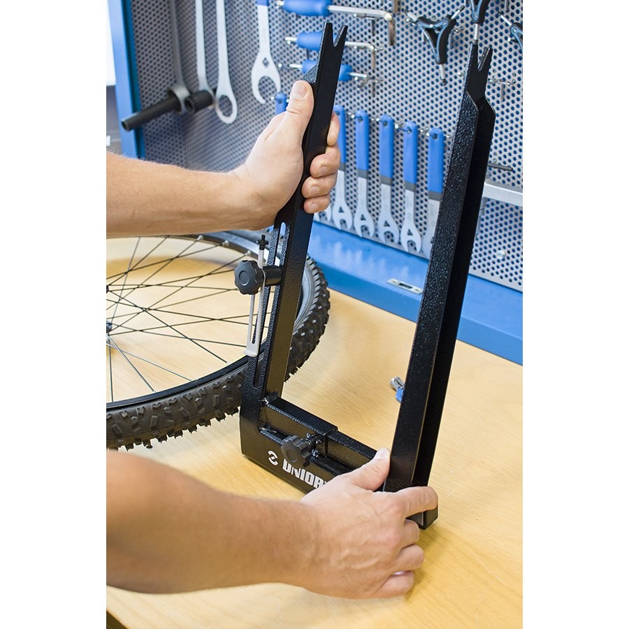 UNIOR PRO 1688 spieķošanas tends