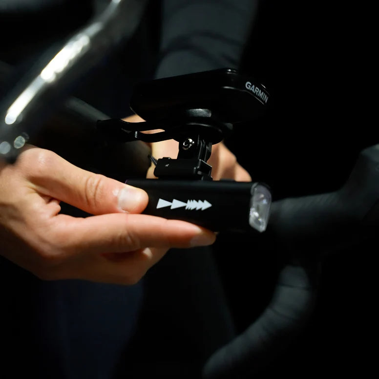 Luz delantera para bicicleta DYNAMIC LYTE 800 - negro