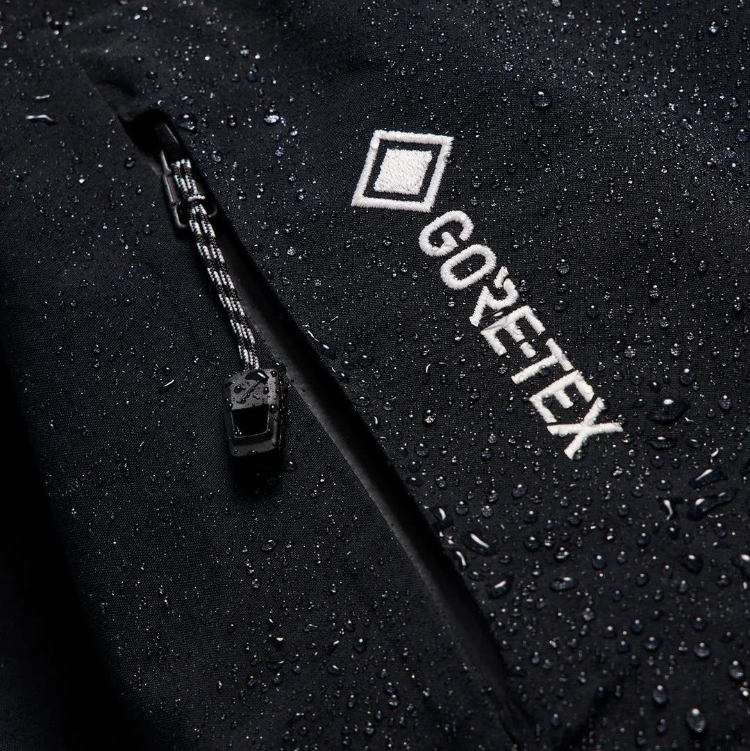BURTON [AK] SWASH SYNTHETIC INSULATED GORE-TEX 2L men's jacket - true black