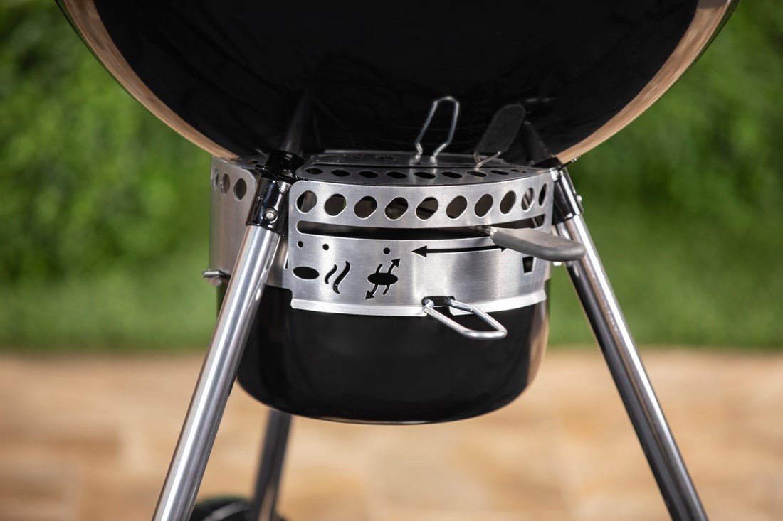 WEBER MASTER TOUCH PREMIUM GBS E-5770 57 cm Ogļu grils + Sear Grate melns, 17401004