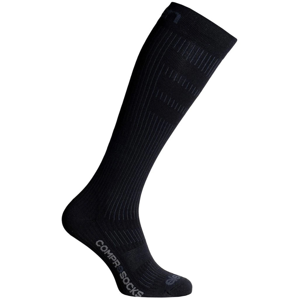 ELEVEN SPORTSWEAR ActivePulse Long compression socks - black - ELEVEN SPORTSWEAR - Evelostore