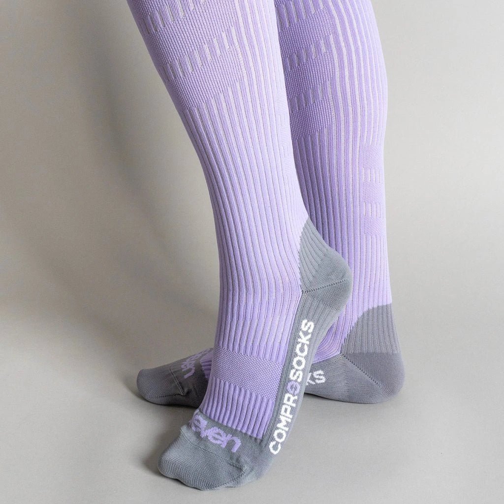 ELEVEN SPORTSWEAR ActivePulse Long compression socks - purple - ELEVEN SPORTSWEAR - Evelostore