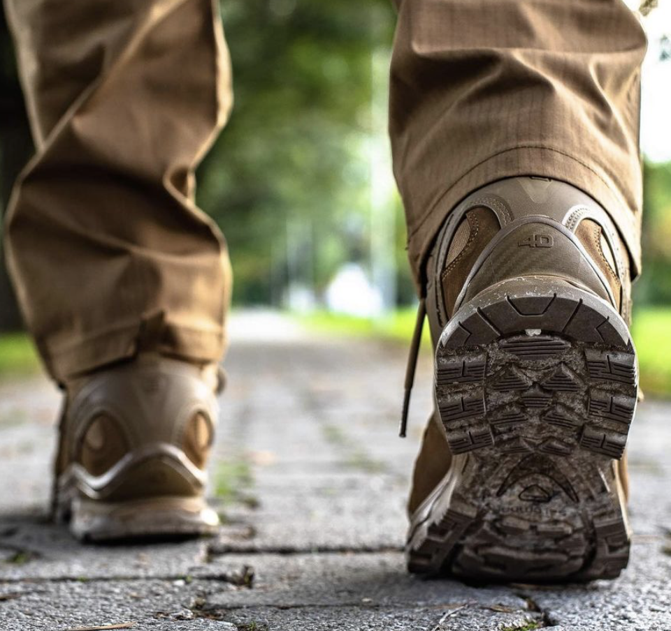 SALOMON QUEST 4D FORCES 2 COYOTE tactical footwear - brown