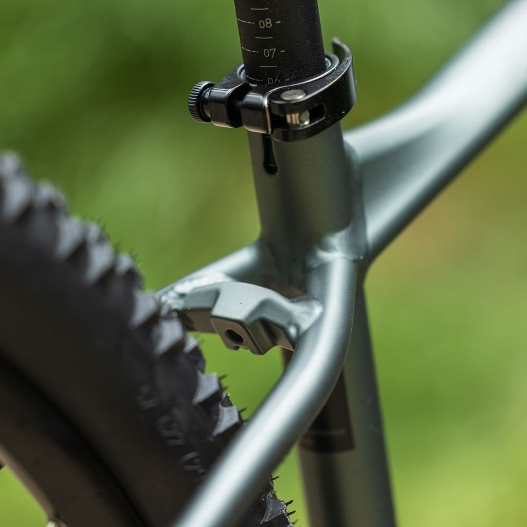 CUBE ANALOG 29 kalnų dviratis – flashgrey´n´red