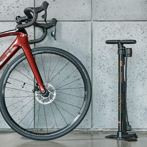 SKS AIRMOTION 12.0 grindų pompa – juodas