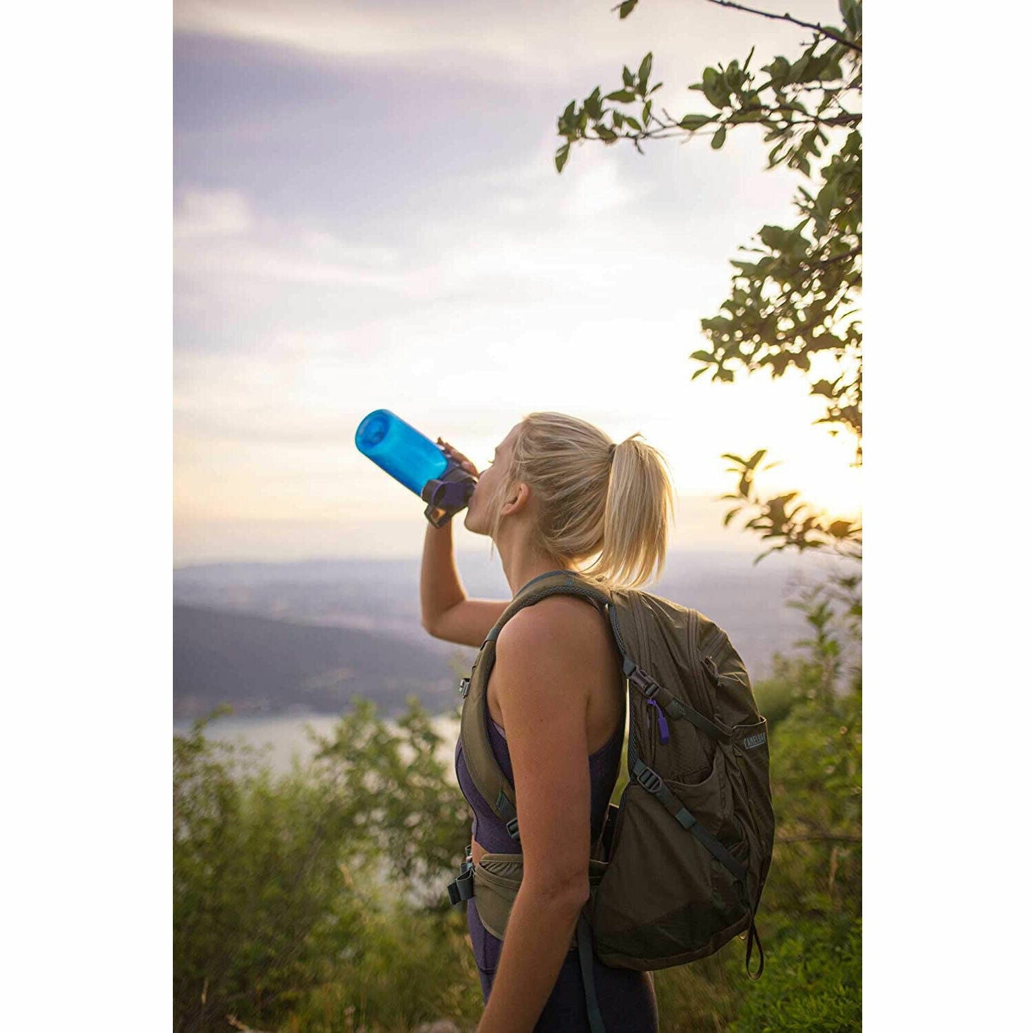 CAMELBAK CHUTE MAG 750ML water bottle - blue