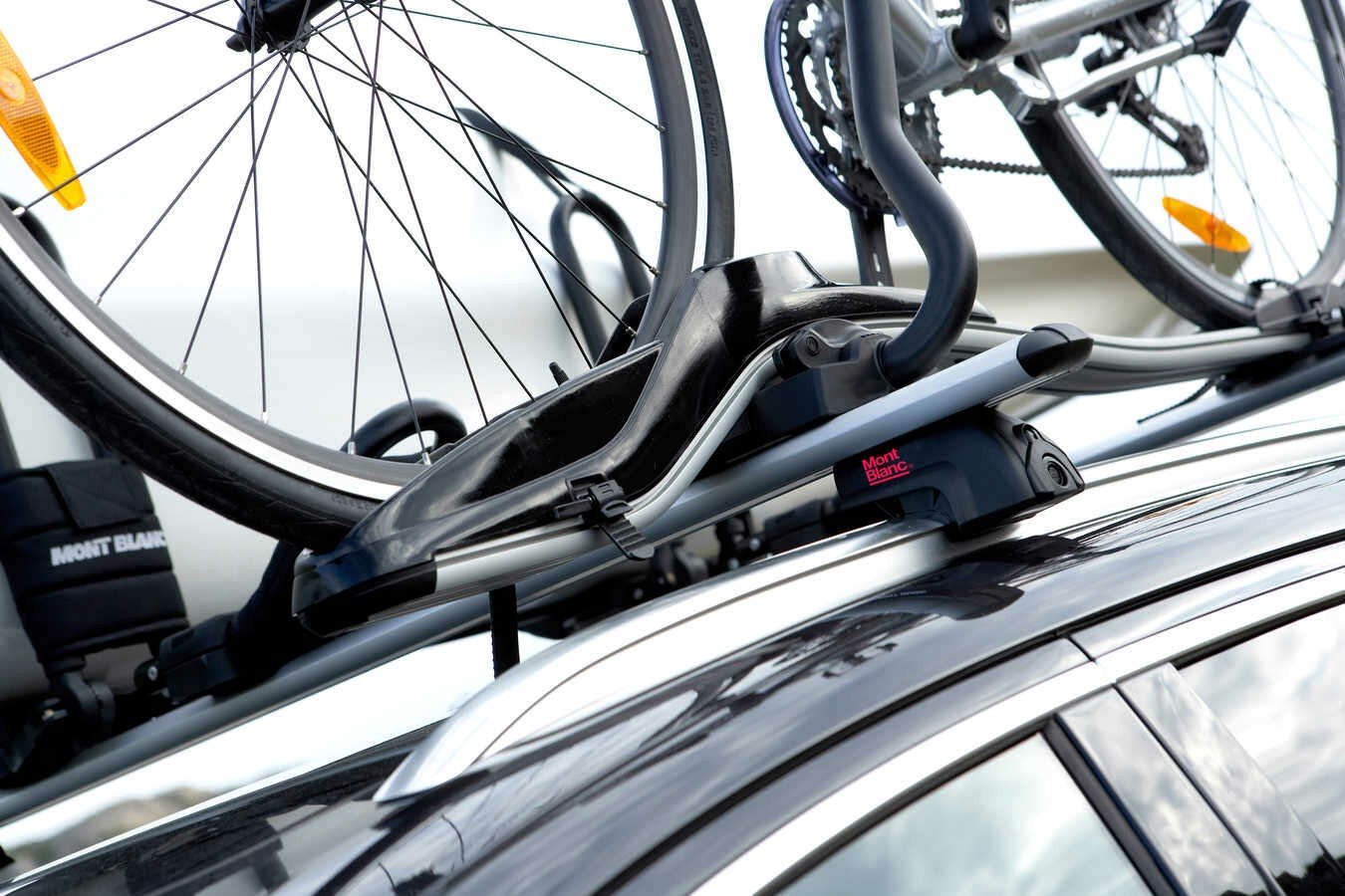 MONTBLANC ROOF SPRINT bike rack - left - MONTBLANC - Evelostore