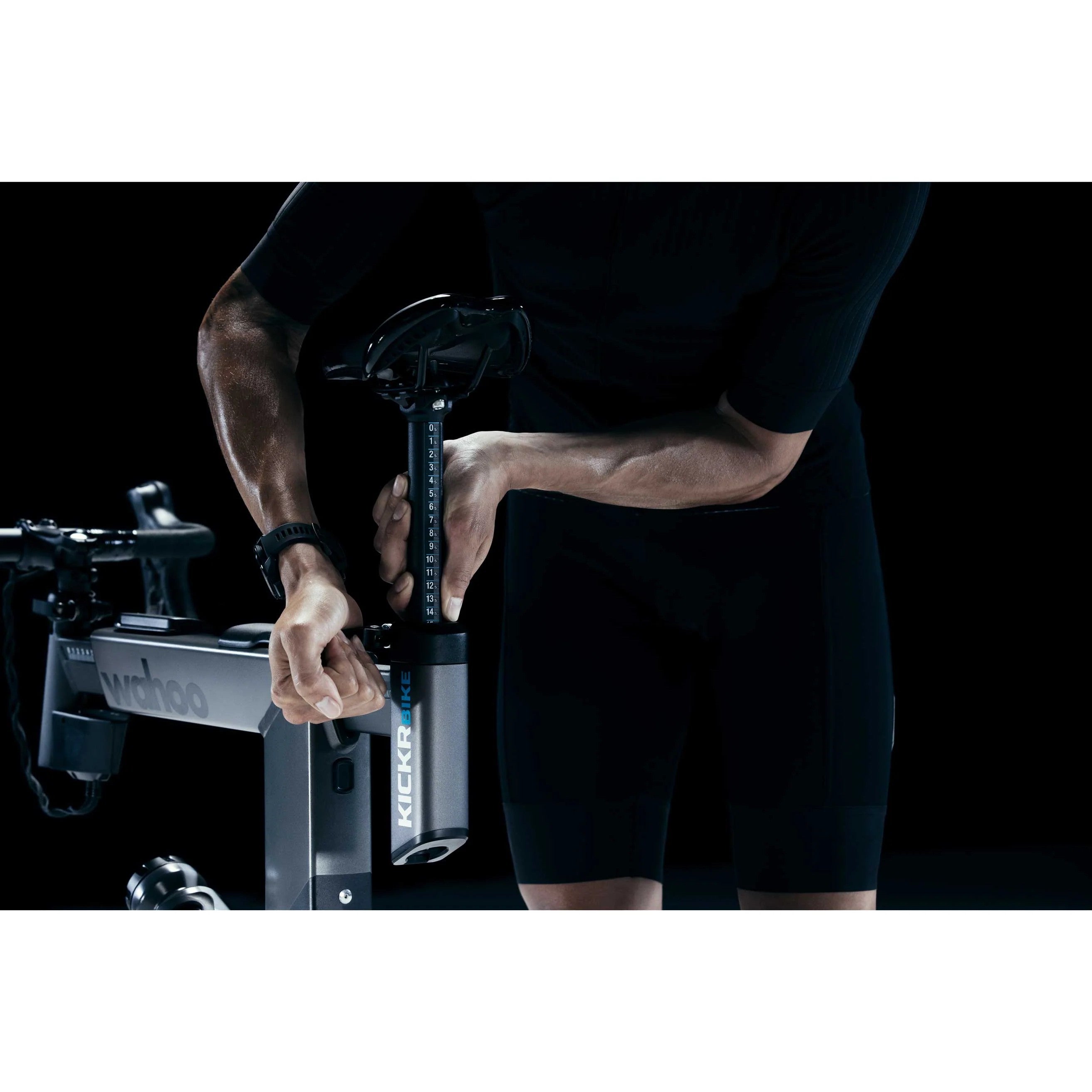 WAHOO KICKR BIKE SMART WIFI BIKE cycletrainer - WAHOO - Evelostore