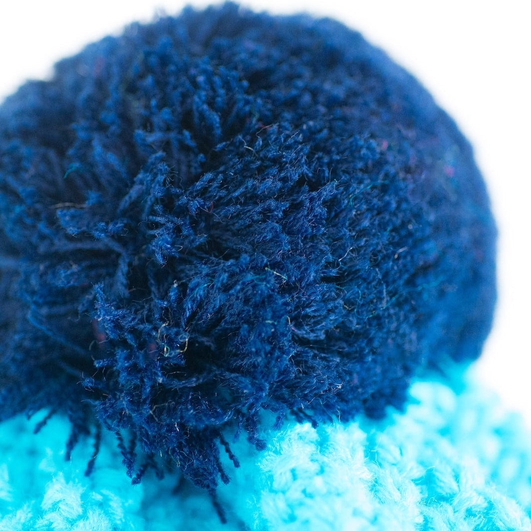 ELEVEN SPORTSWEAR Strickmütze mit Bommel blau