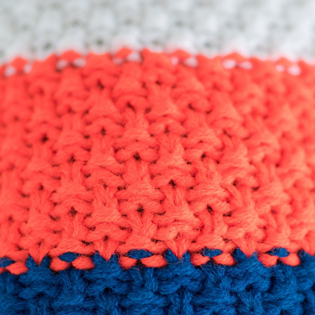 ELEVEN SPORTSWEAR Strickmütze mit Bommel blau/orange