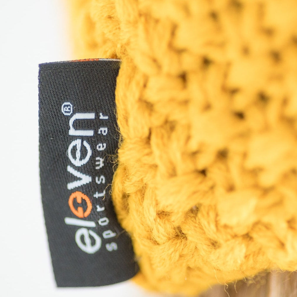 ELEVEN SPORTSWEAR Strickmütze mit Bommel in Senfgelb