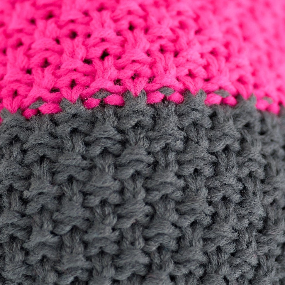 ELEVEN SPORTSWEAR Strickmütze mit Bommel in Pink
