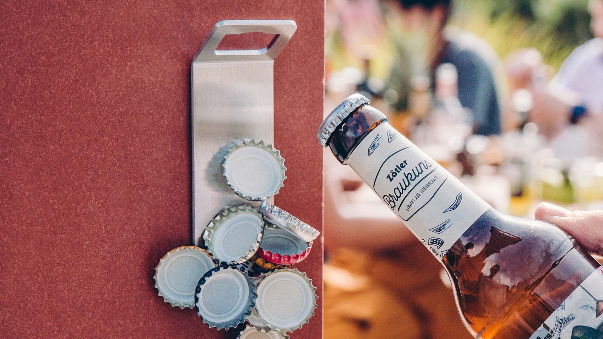 HOFATS JOHNNY CATCH magnet bottle opener - HOFATS - Evelostore