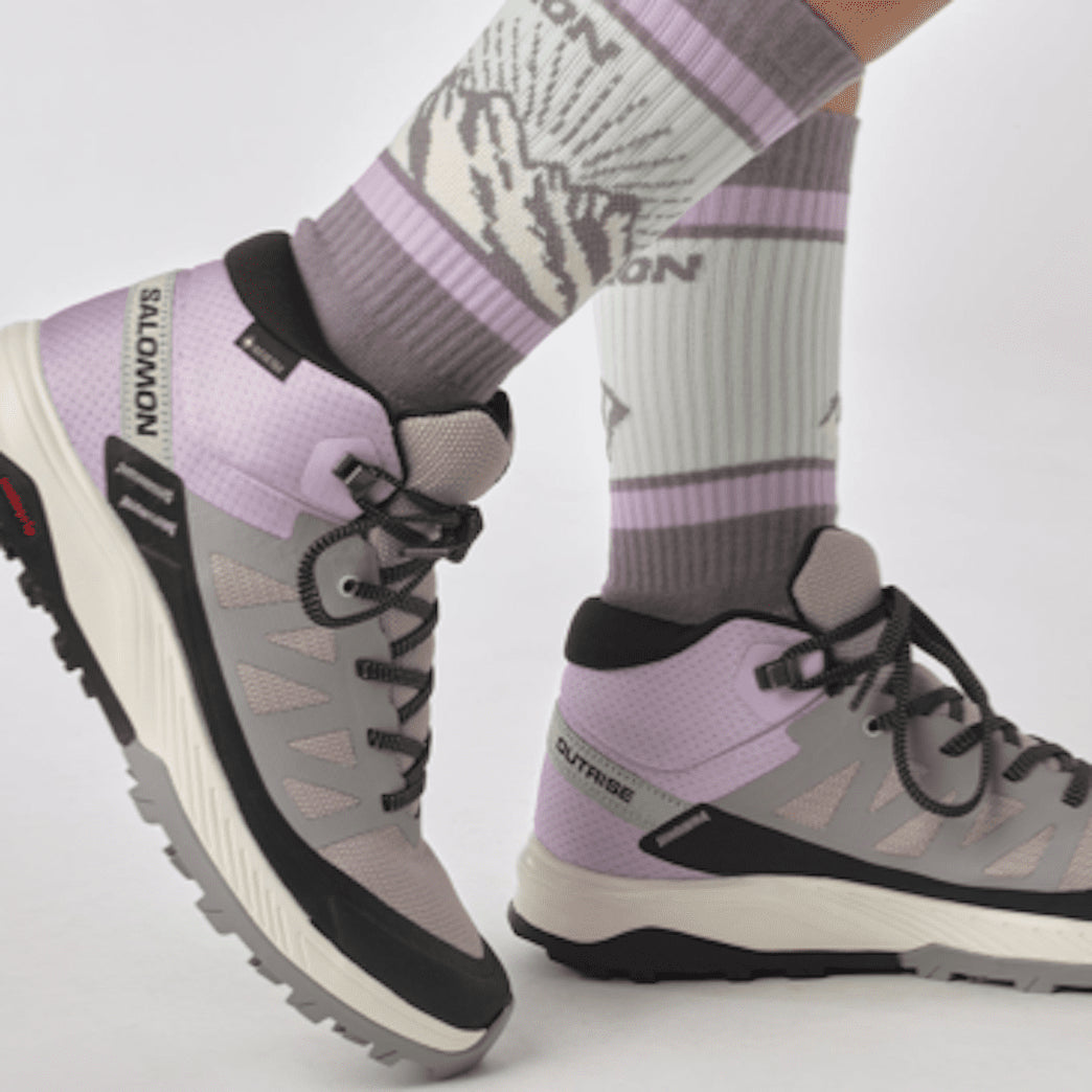 SALOMON OUTRISE MID GTX W hiking boots - pink grey black - SALOMON - Evelostore