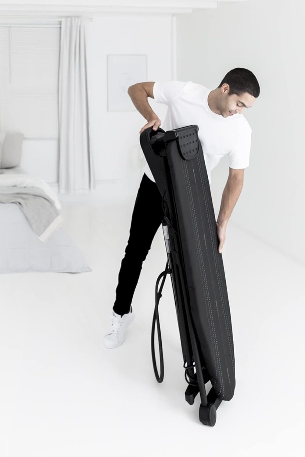 LAURASTAR SMART U ironing system - black - LAURASTAR - Evelostore