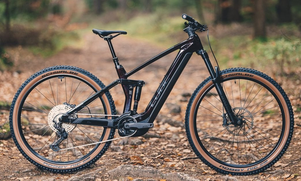 CUBE STEREO HYBRID 140 HPC RACE 750 27.5 electric bike - liquidred´n´black