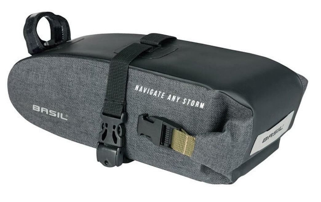 BASIL NAVIGATOR STORM M 1.5L saddle bag - black - BASIL - Evelostore