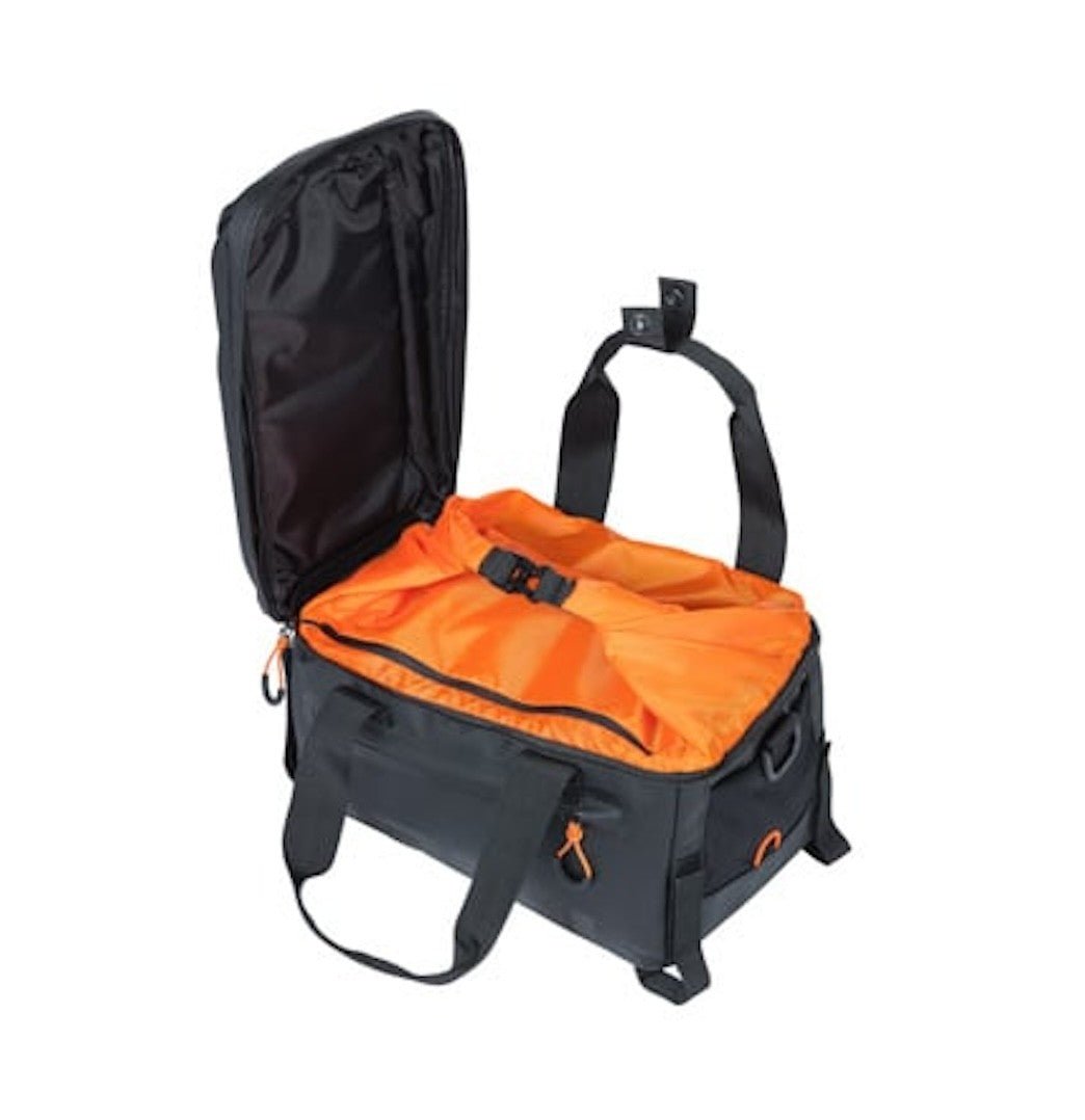 BASIL MILES TARPAULIN 8L bicycle trunk bag - black/orange - BASIL - Evelostore