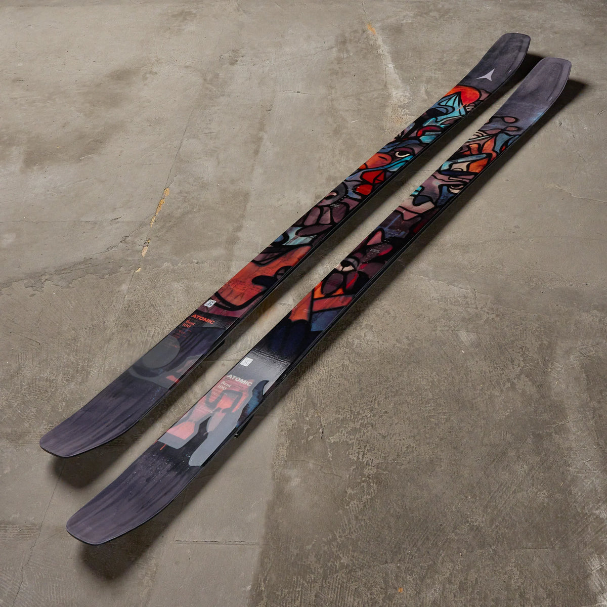 Narty freeride all-mountain ATOMIC BENT 100 + STRIVE 12 GW z wiązaniami