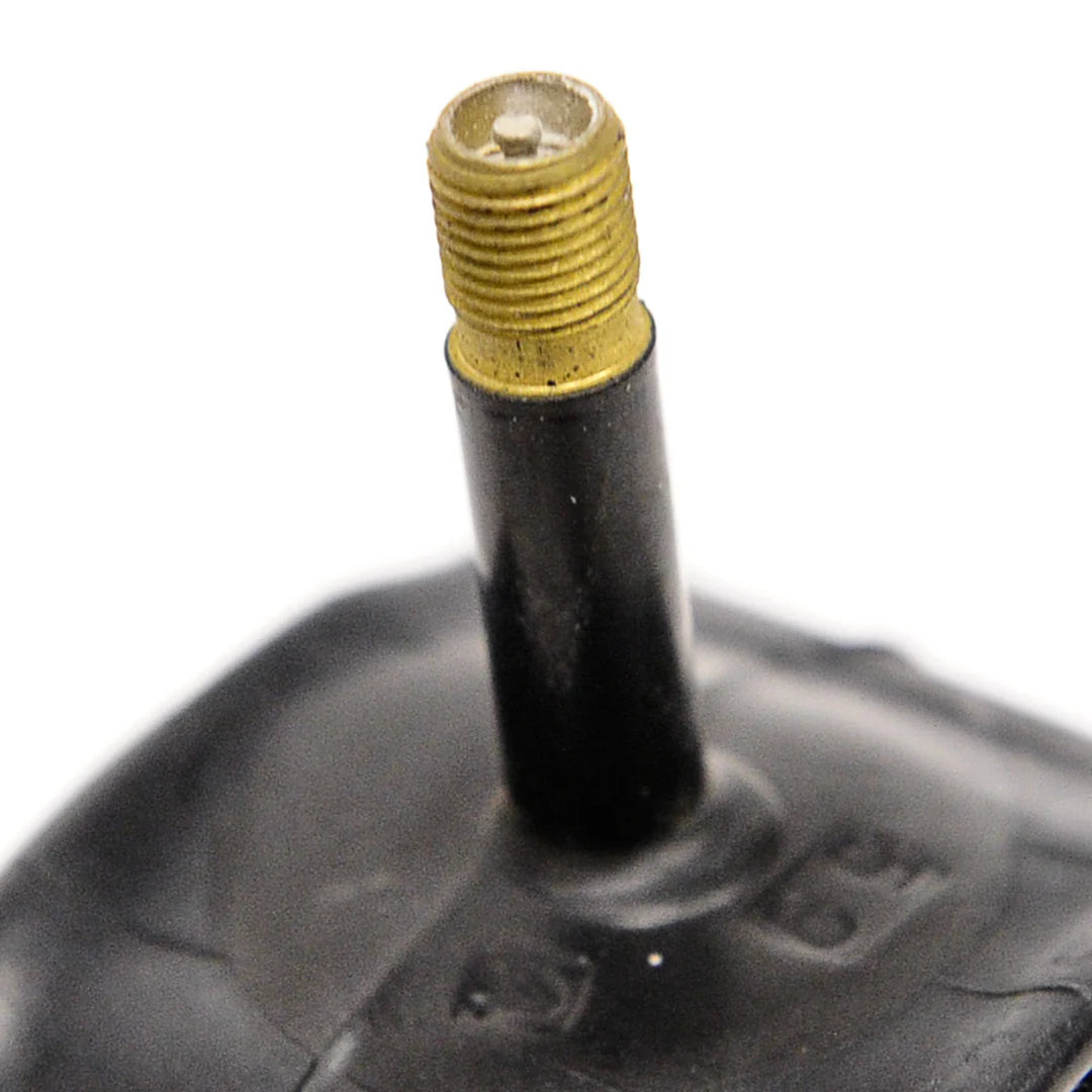 CST 22 x 1-3/8 Schrader tube - 40mm