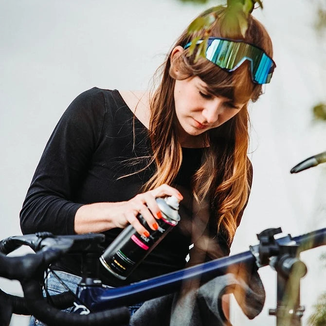 DYNAMIC PROTECTIVE WAX SPRAY Protect your bike