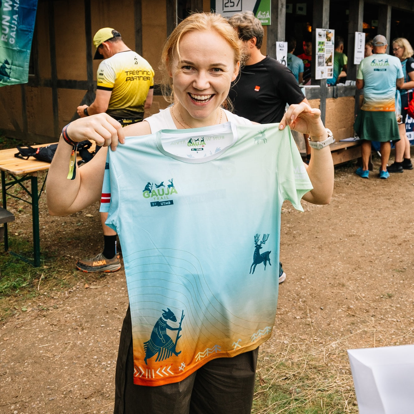 Gauja Trail by UTMB | Bėgimo marškinėliai – šviesiai mėlyni/žali