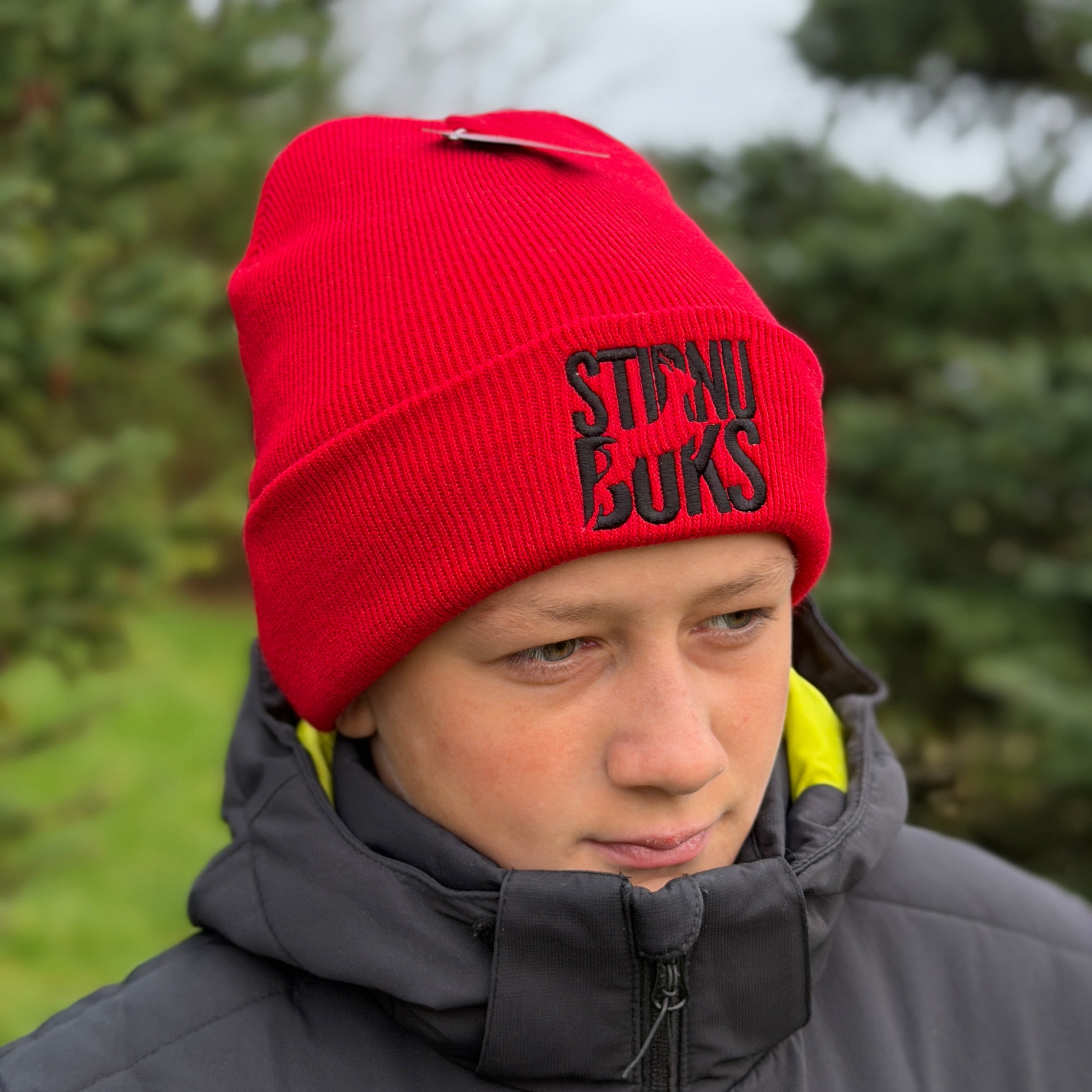 STIRNU BUKS cuff knit beanie – red