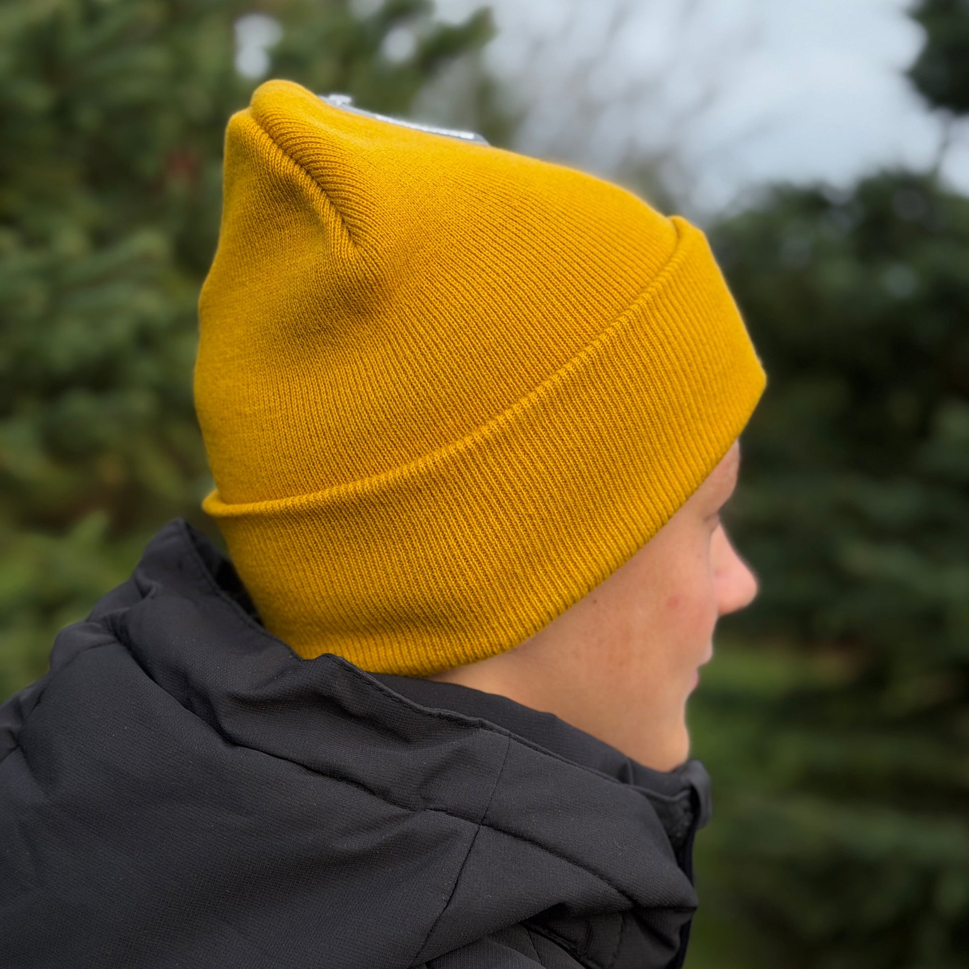 STIRNU BUKS cuff knit beanie – mustard - ELEVEN SPORTSWEAR - Evelostore