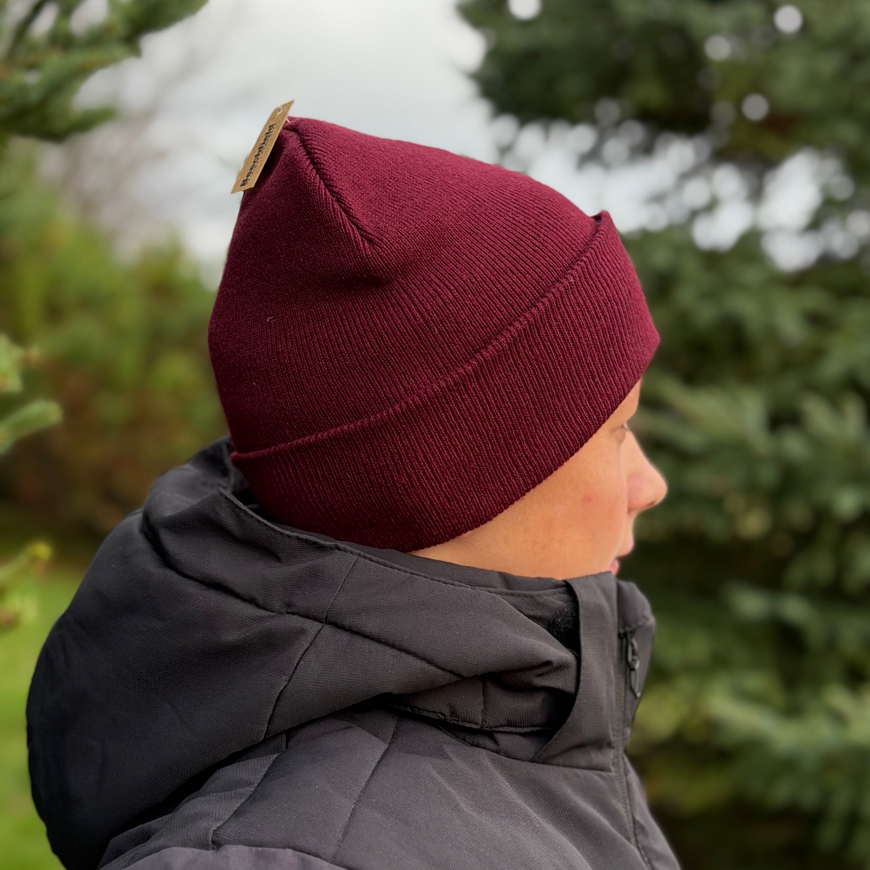 STIRNU BUKS cuff knit beanie – burgundy - ELEVEN SPORTSWEAR - Evelostore