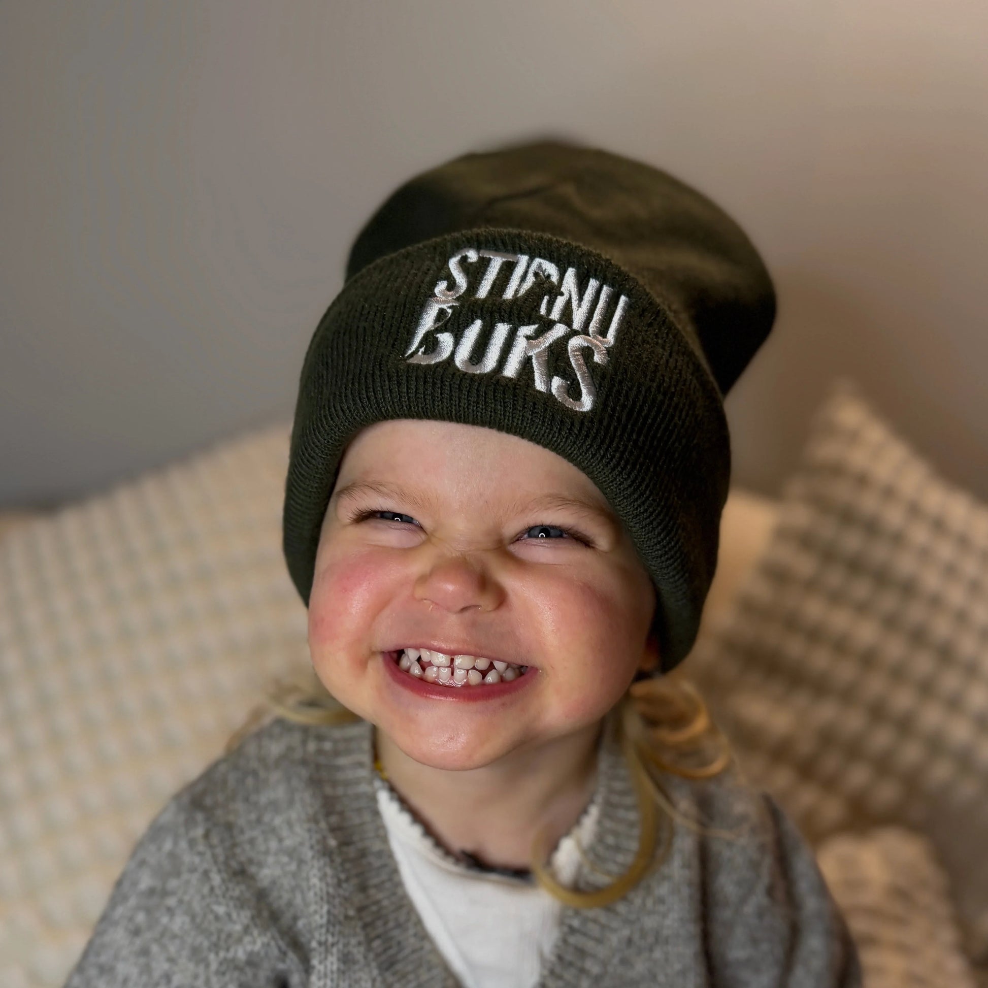 STIRNU BUKS cuff knit beanie – olive - ELEVEN SPORTSWEAR - Evelostore