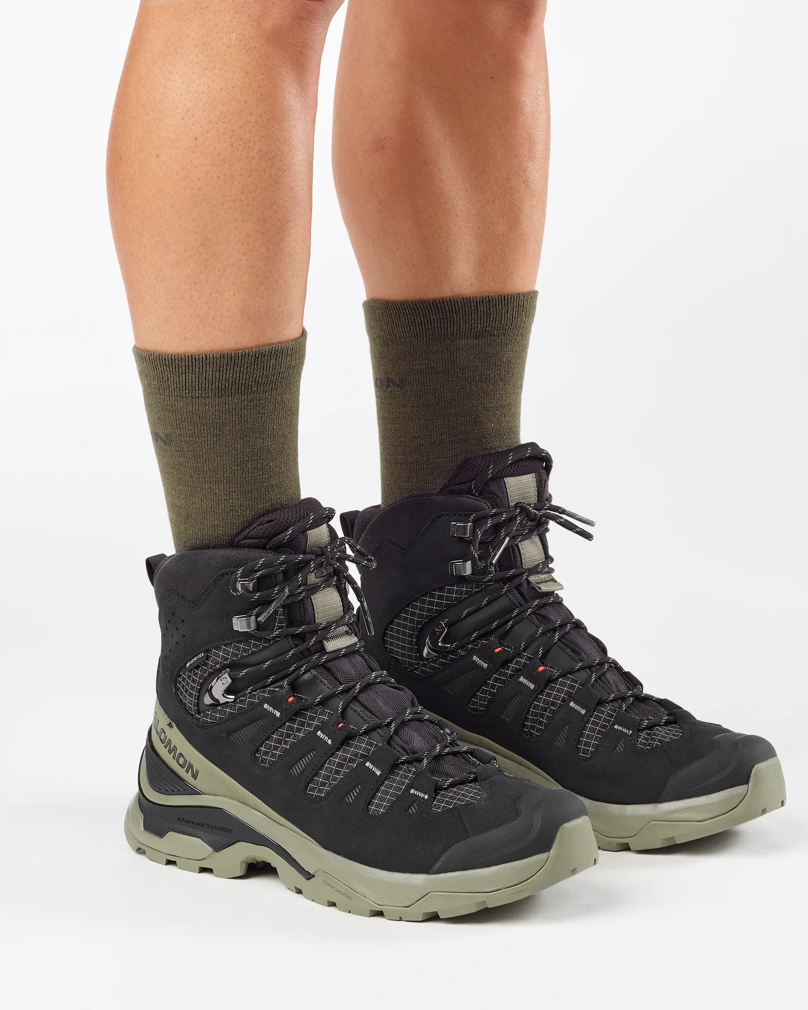 SALOMON QUEST 5 GTX hiking footwear - black/dark green