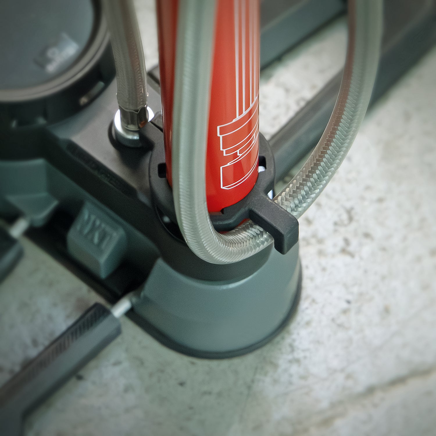 SKS RENNKOMPRESSOR SUSPENSION floor pump - red - SKS - Evelostore