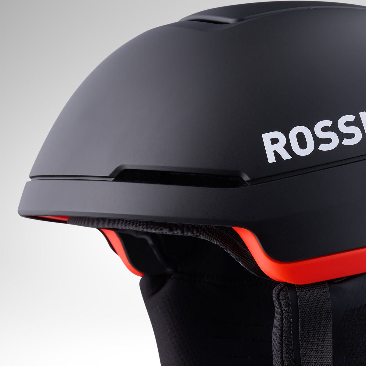 ROSSIGNOL HERO SLALOM Ski Racing Helmet with Chinguard – Black