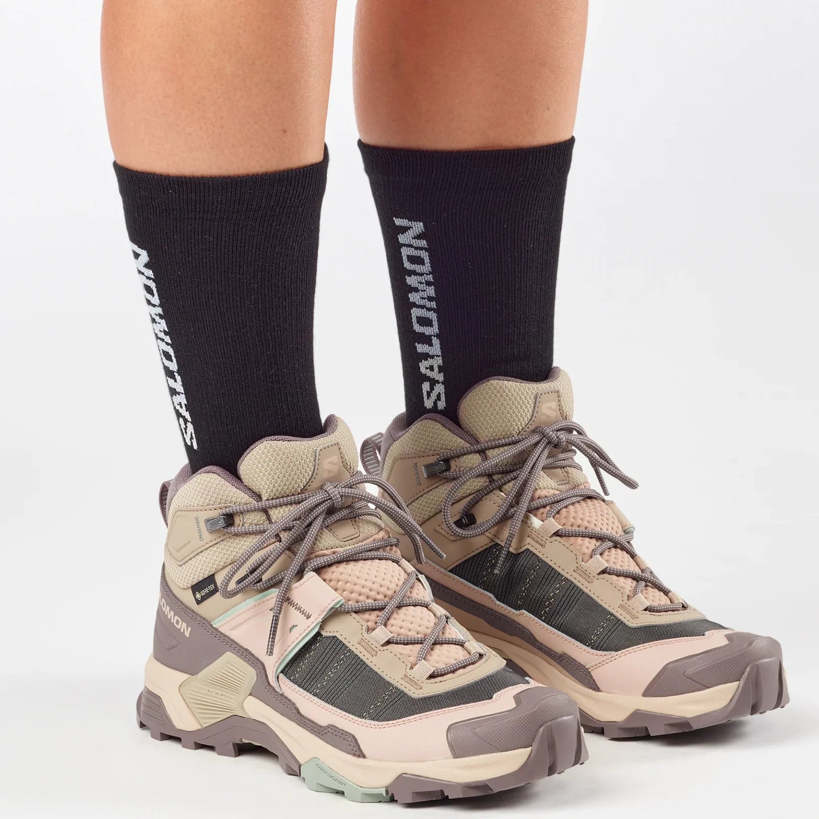 SALOMON X Ultra 5 Mid GTX W matkasaapad - Iron / Desert Tan / Green Milieu