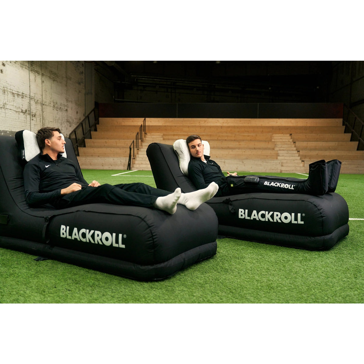 BLACKROLL kompressionsboots 2.0 massageapparat - svart