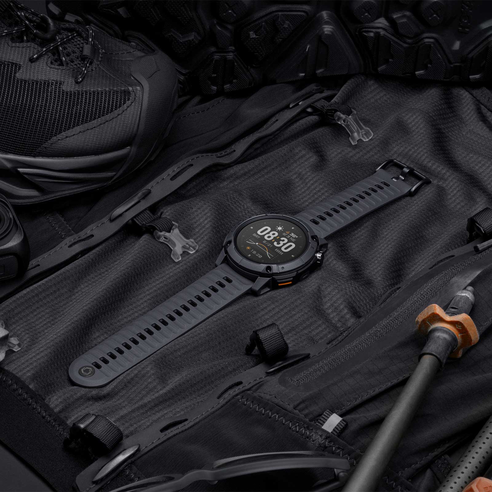 Orologio outdoor COROS APEX 4 GPS 42 mm - Nero