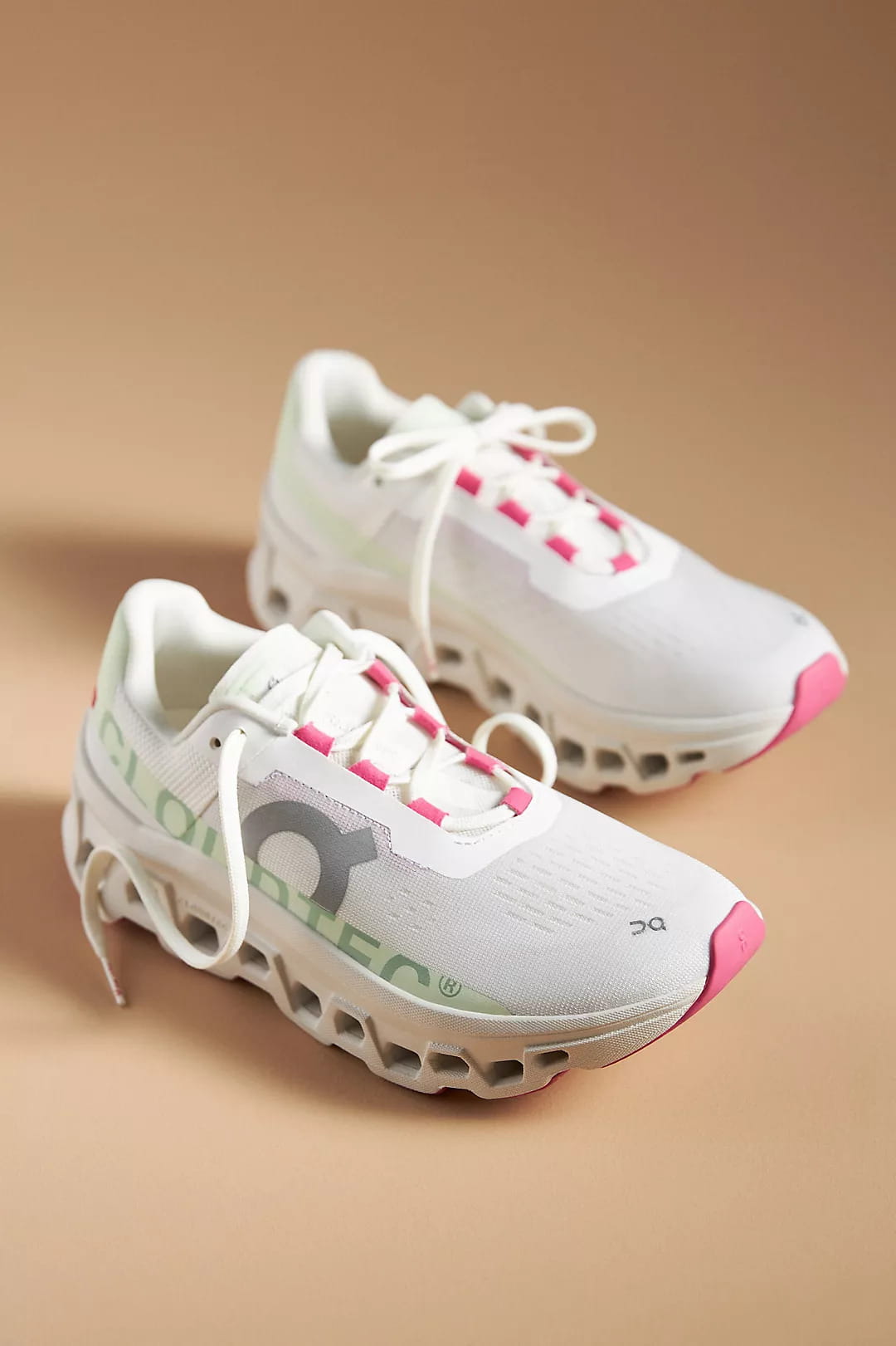 ON CLOUDMONSTER W Road running shoes - white/green/pink