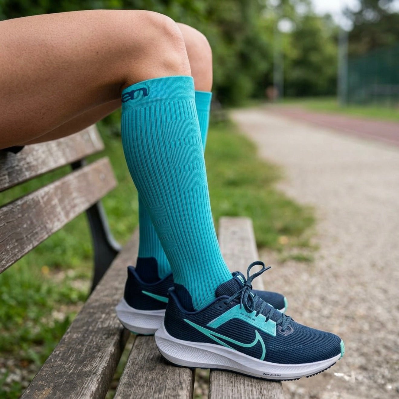 ELEVEN SPORTSWEAR ActivePulse Long compression socks - aqua - ELEVEN SPORTSWEAR - Evelostore