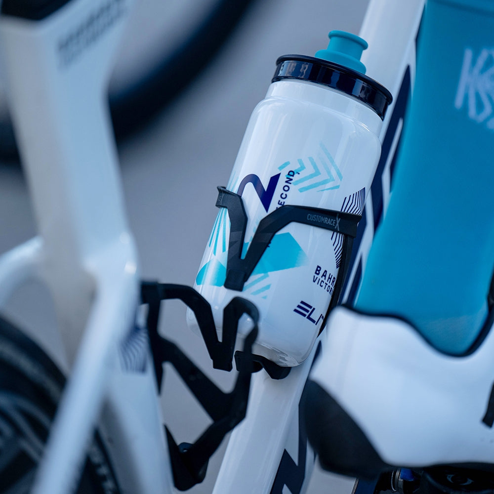 ELITE CUSTOM RACE X pudelipidaja - must pehme puudutus