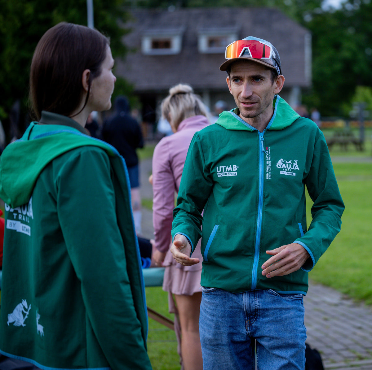 Gauja Trail by UTMB Windbreaker jacket - green