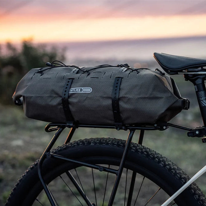 ORTLIEB DRY-PACK 12L cykeltaske – mørkt sand