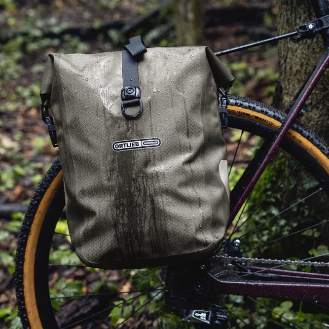 ORTLIEB GRAVEL-PACK SINGLE 14.5L cykeltaske – mørkt sand