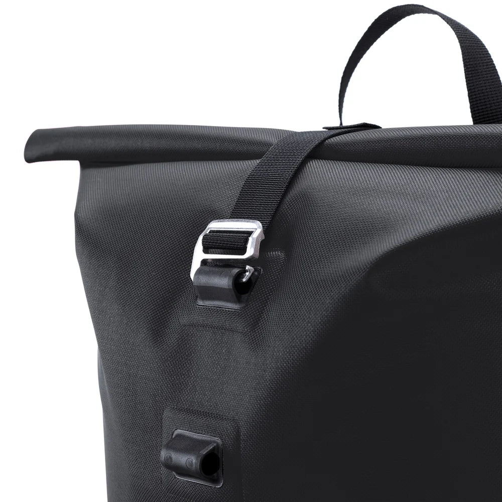 ORTLIEB COMMUTER-DAYPACK 21L backpack - black
