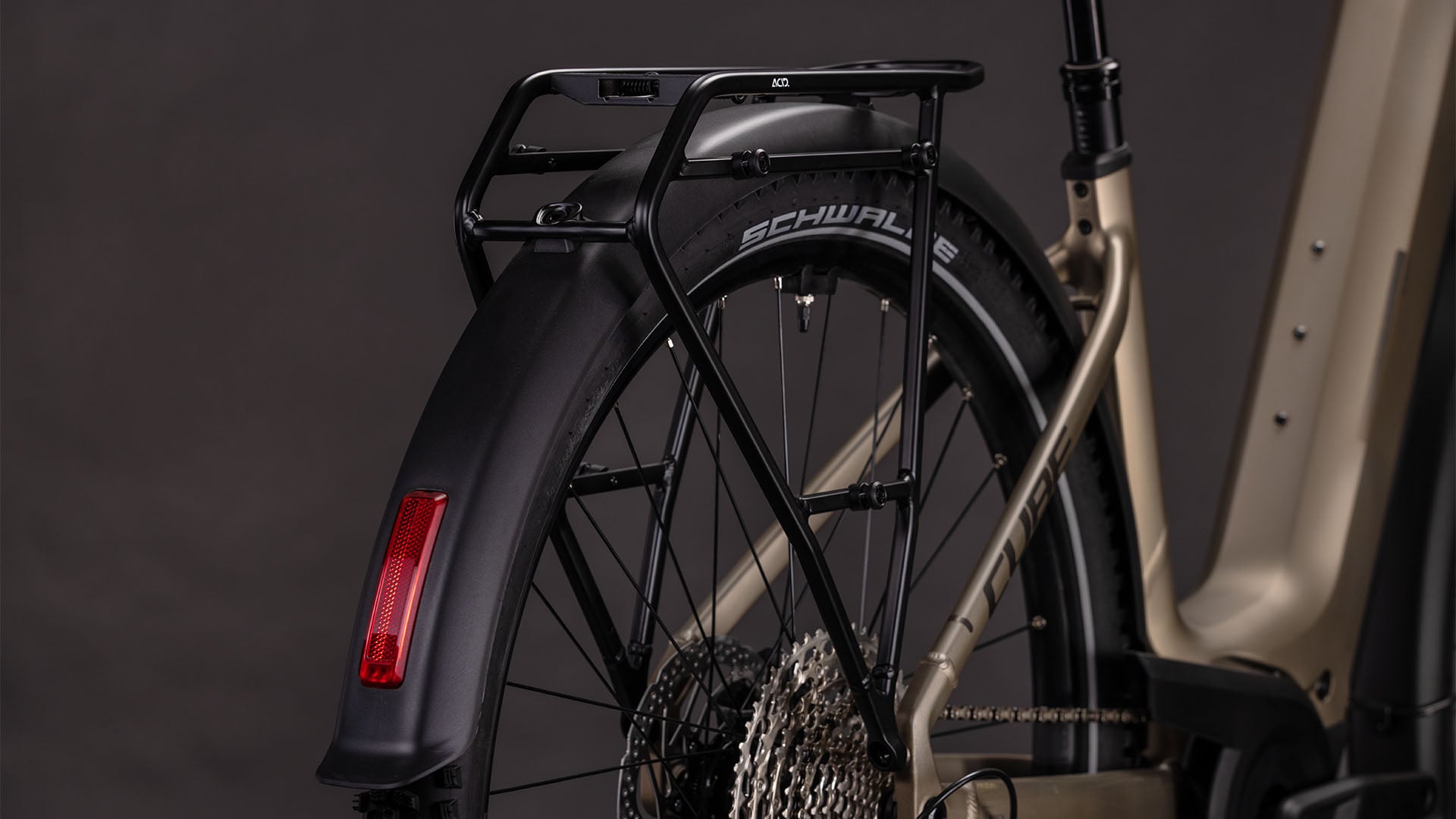 CUBE NURIDE HYBRID PRO 800 28 electric bike - flashstone´n´chrome