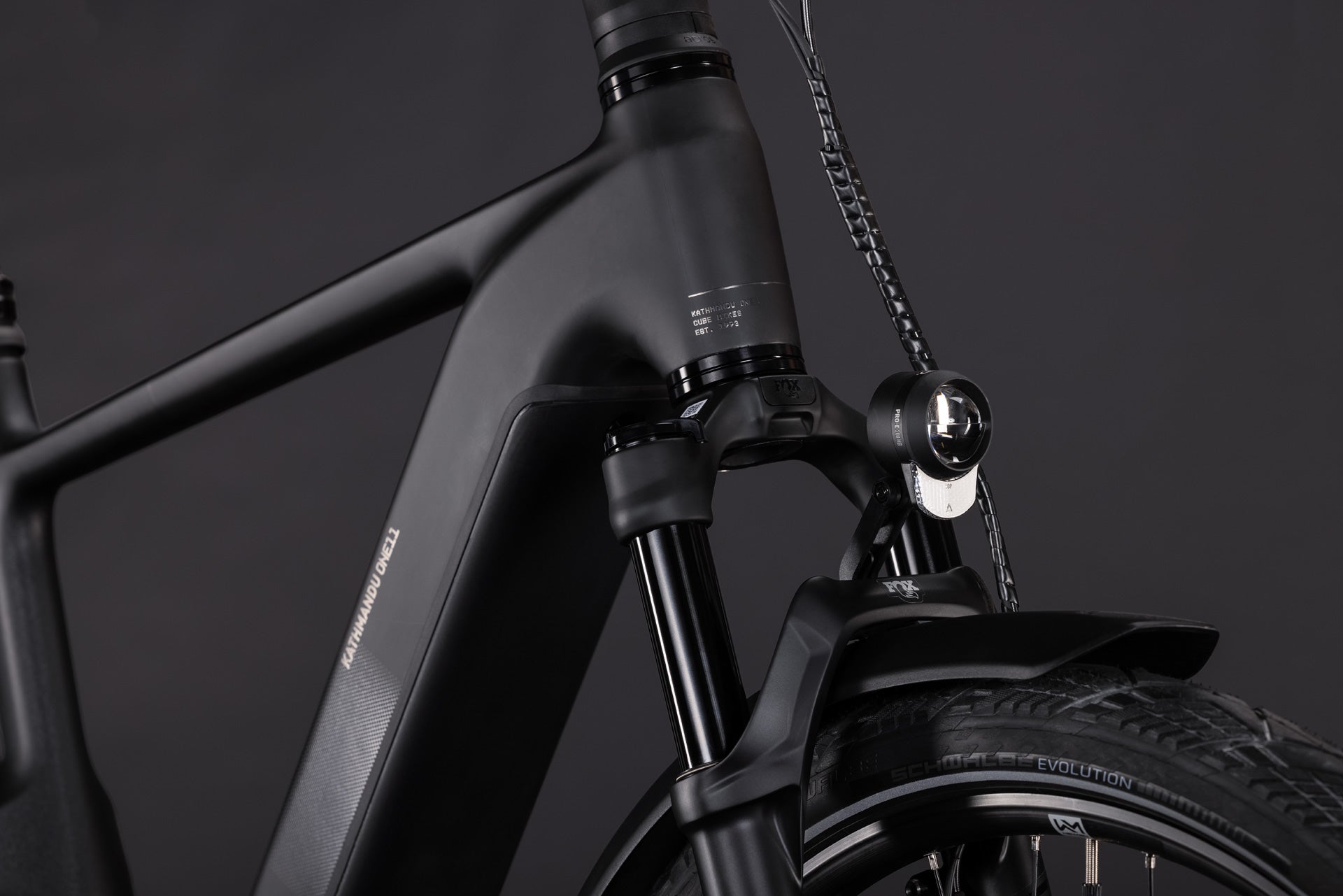 CUBE KATHMANDU HYBRID ONE11 HPC SLT 800 elektro velosipēds - carbon´n´silverdust 2027