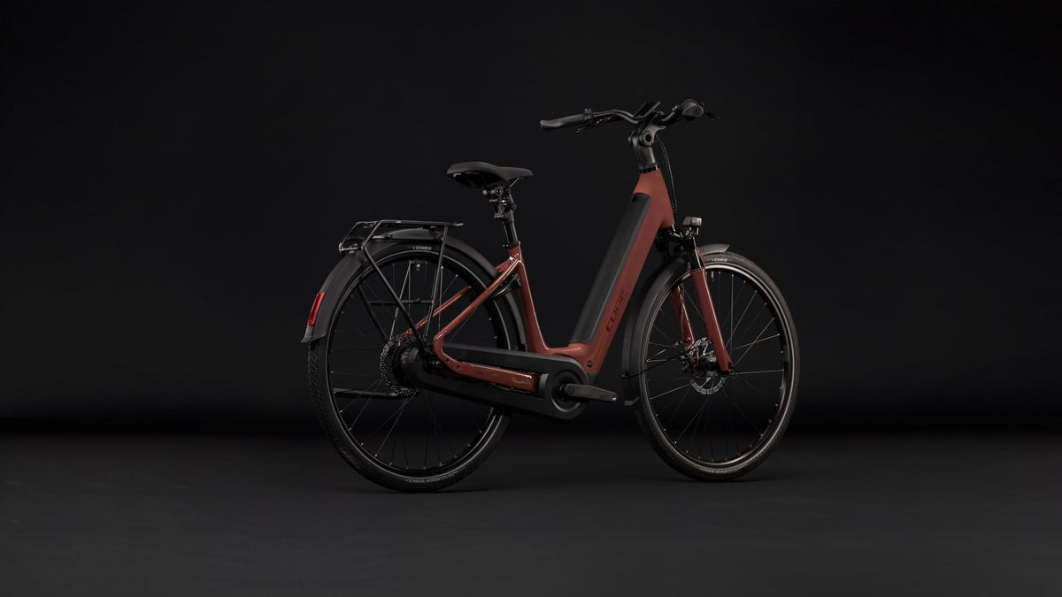 CUBE SUPREME HYBRID COMFORT PRO 600 28 Elektriskais pilsētas velosipēds - burgundy´n´claret 2027