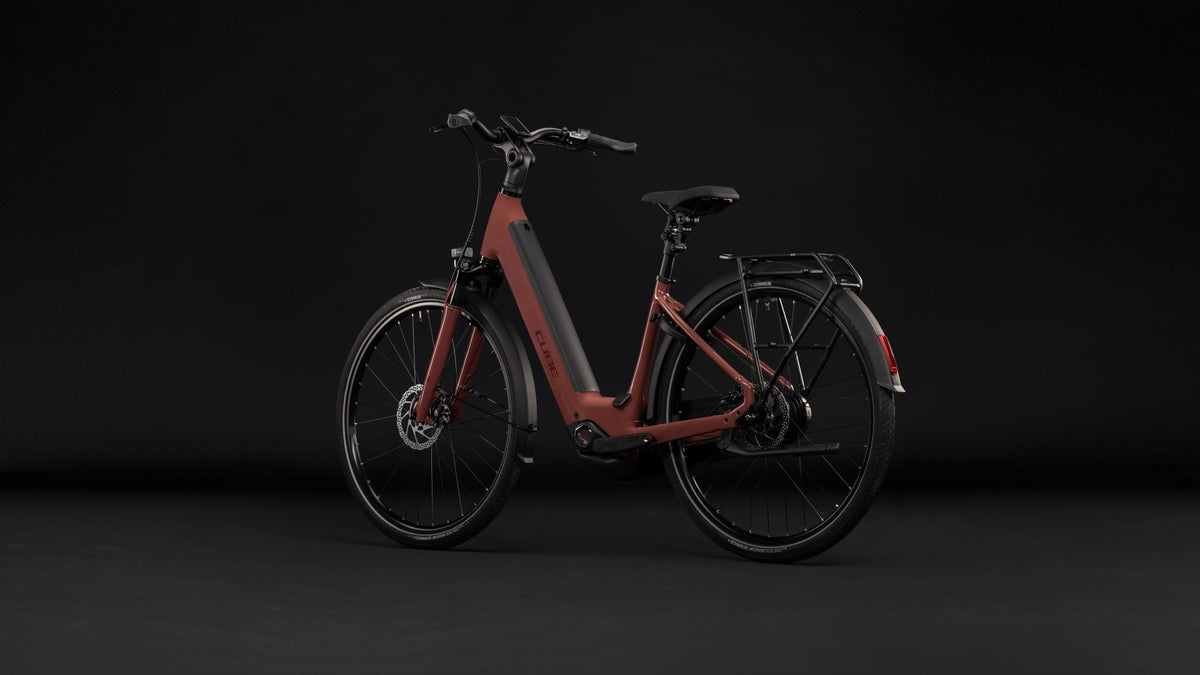 CUBE SUPREME HYBRID COMFORT PRO 600 28 Elektriskais pilsētas velosipēds - burgundy´n´claret 2027