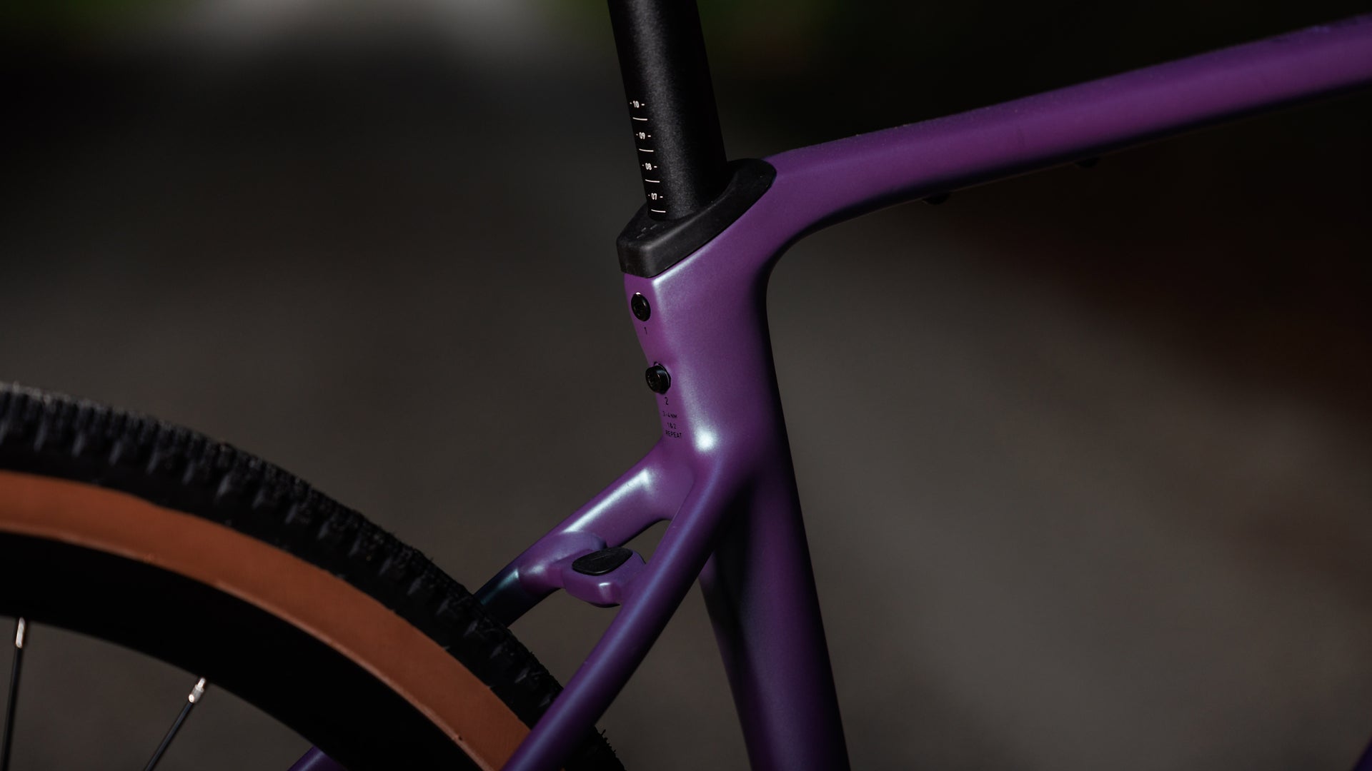 CUBE NUROAD PRO 28 gruscykel - pea´n´grey