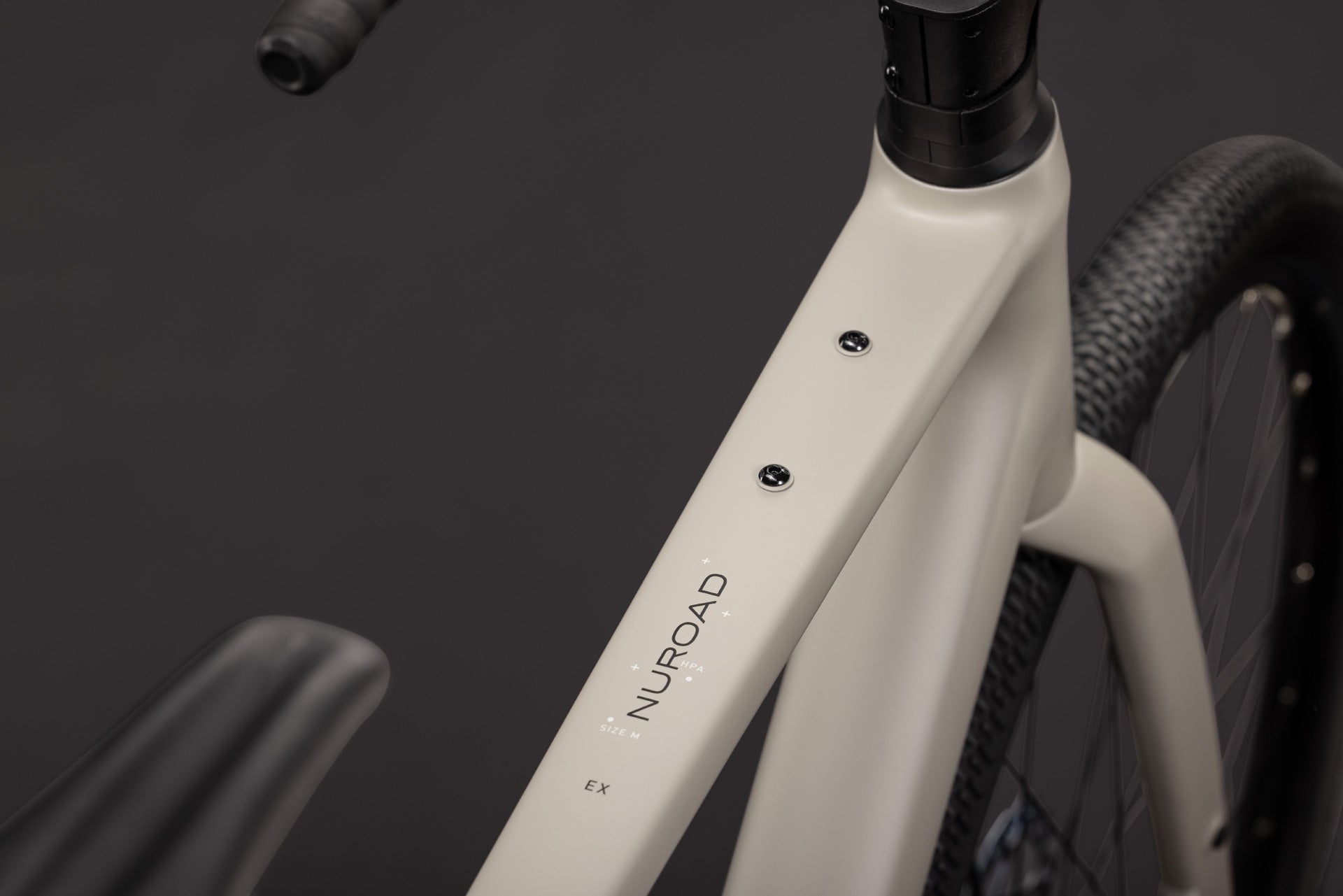 CUBE NUROAD EX 28 gravelcykel – havregrå og sort 2027