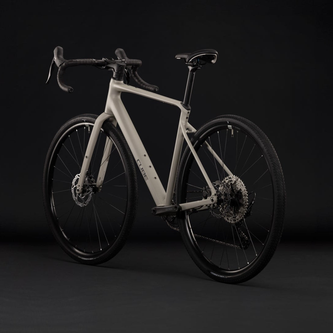 CUBE NUROAD EX 28 gravelcykel – havregrå og sort 2027
